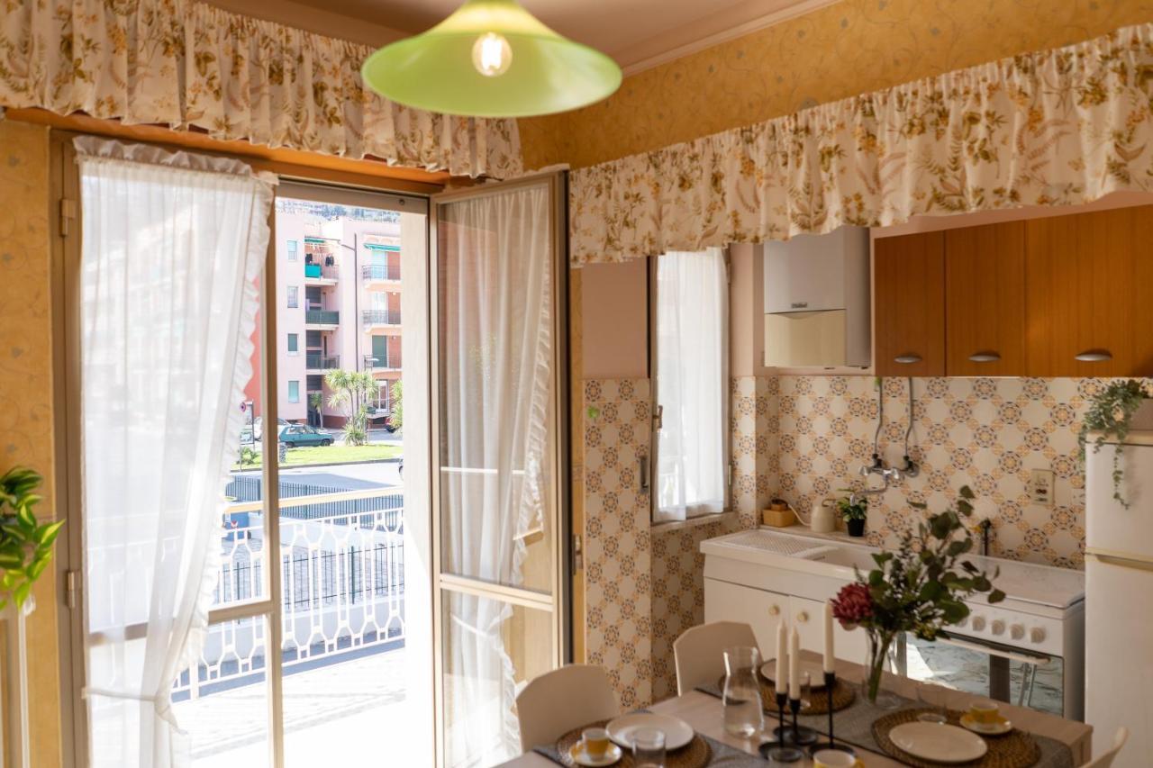 Pietra Ligure Downtown Convenience -Free Parking Διαμέρισμα Εξωτερικό φωτογραφία